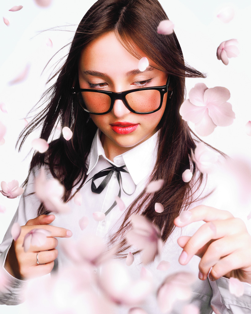 Photo by Samuel Galanský: Creative portrait of female artist with emotional expression, blending photography and 3D CGI in a contemporary style.